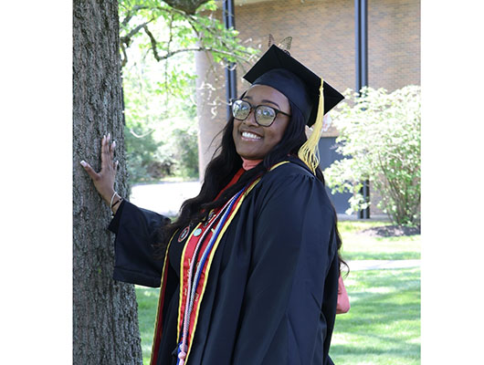 Ijahnae Robinson '25